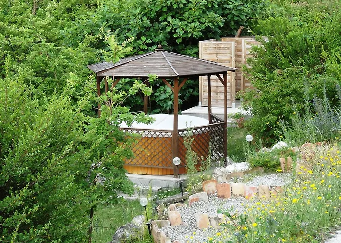 Les Gouttes D'eau Οργανωμένο κάμπινγκ